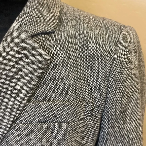 Calvin Klein Gray Two-Button Tailored Blazer - Picture 2 of 6